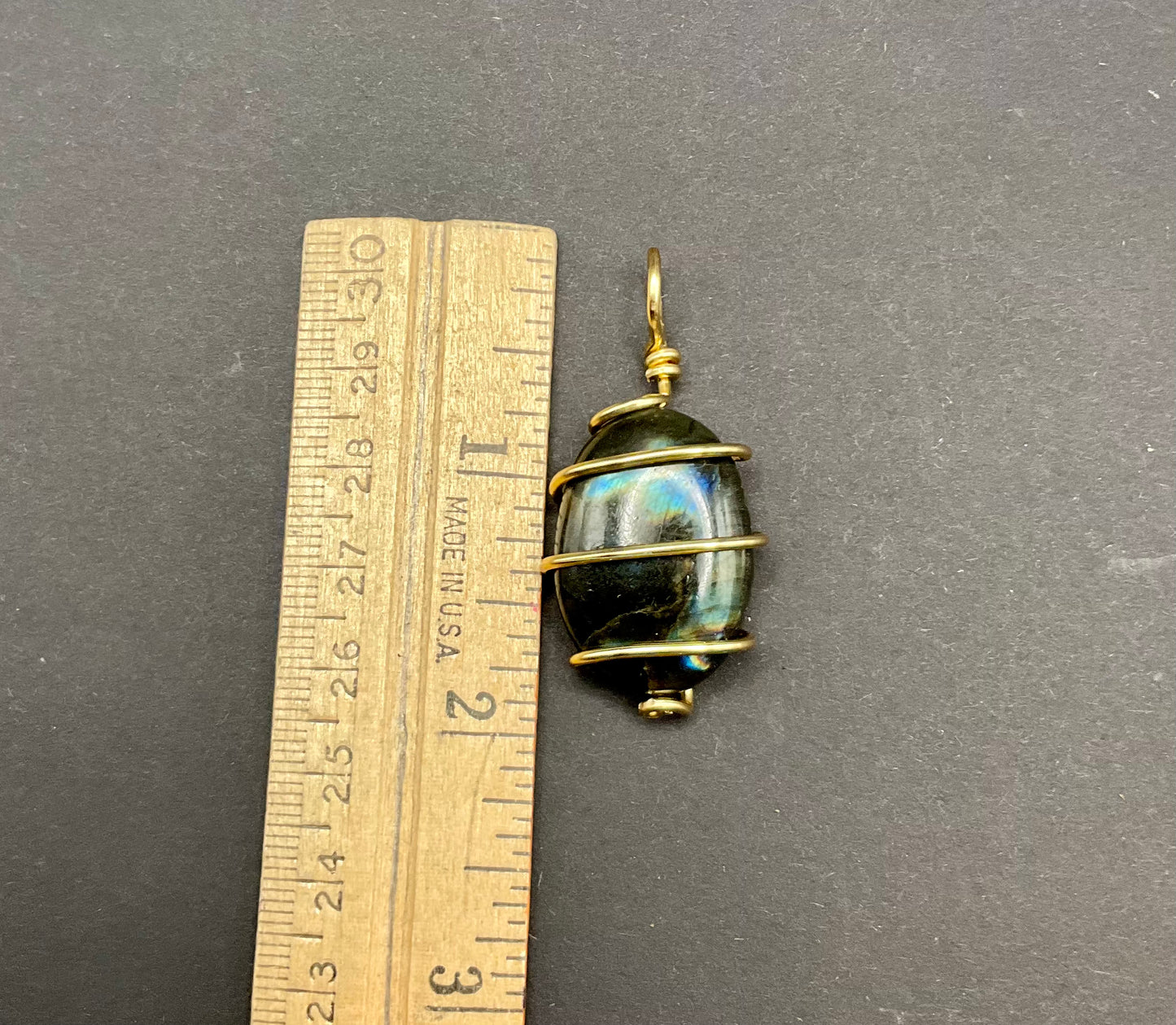 Labradorite Pendant #02 Wire Wrapped