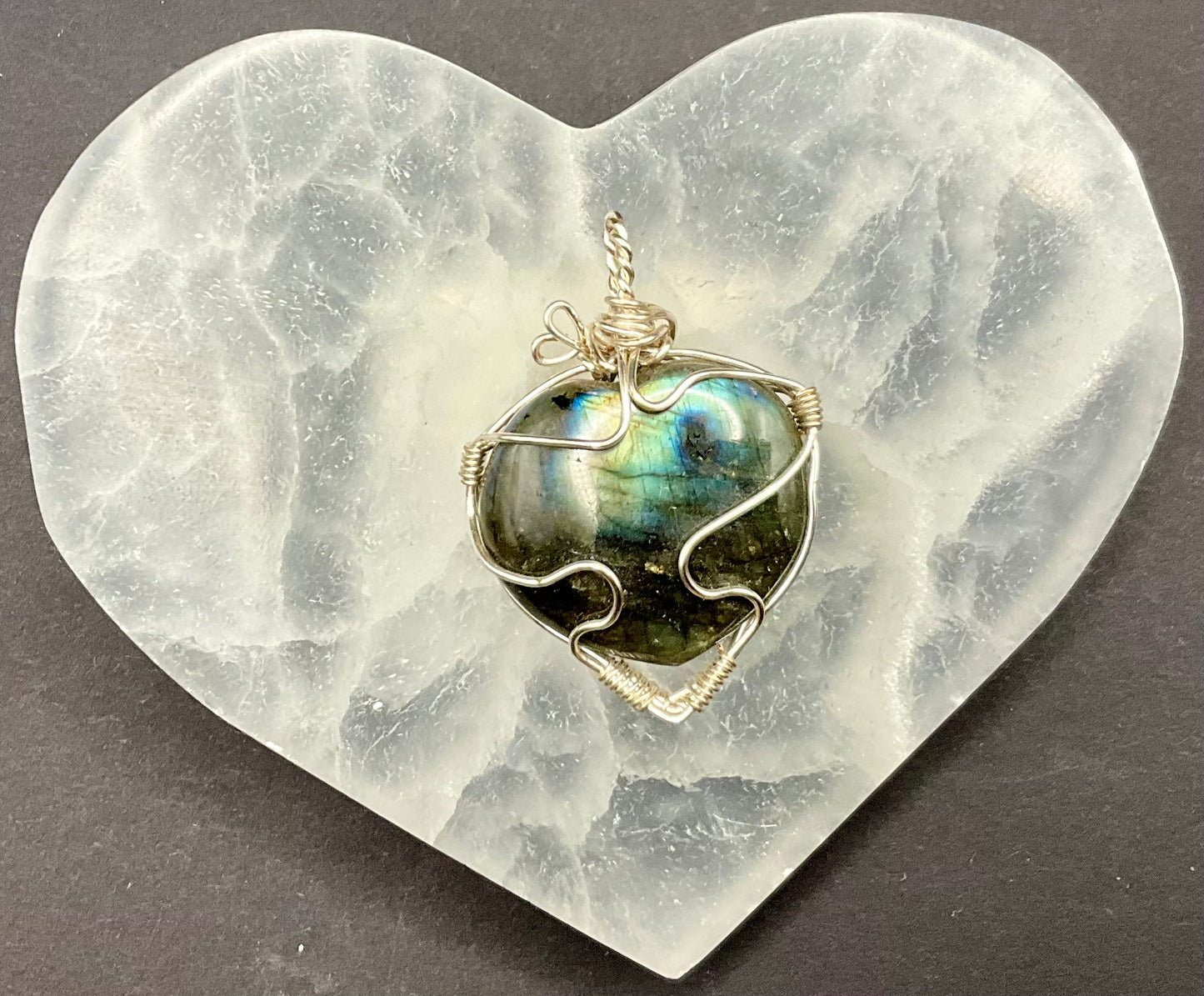 Labradorite Pendant #03 Wire Wrapped