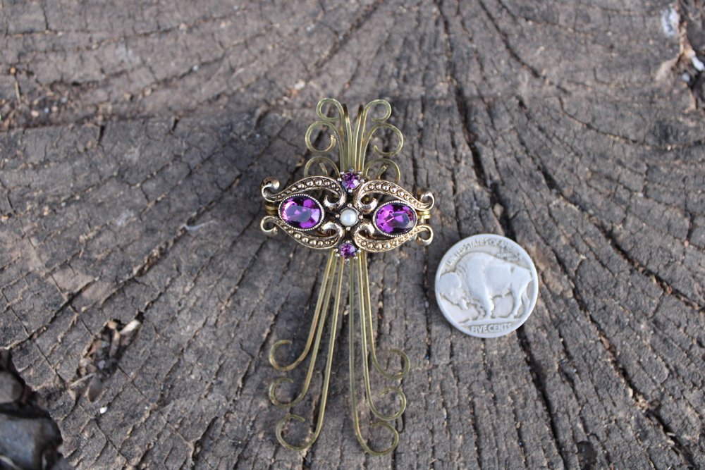 Cat Eyes Vintage Brooch Pin