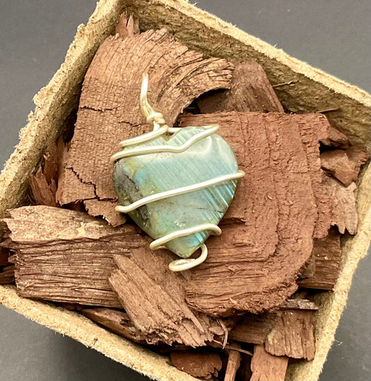 Labradorite Pendant #06 Wire Wrapped