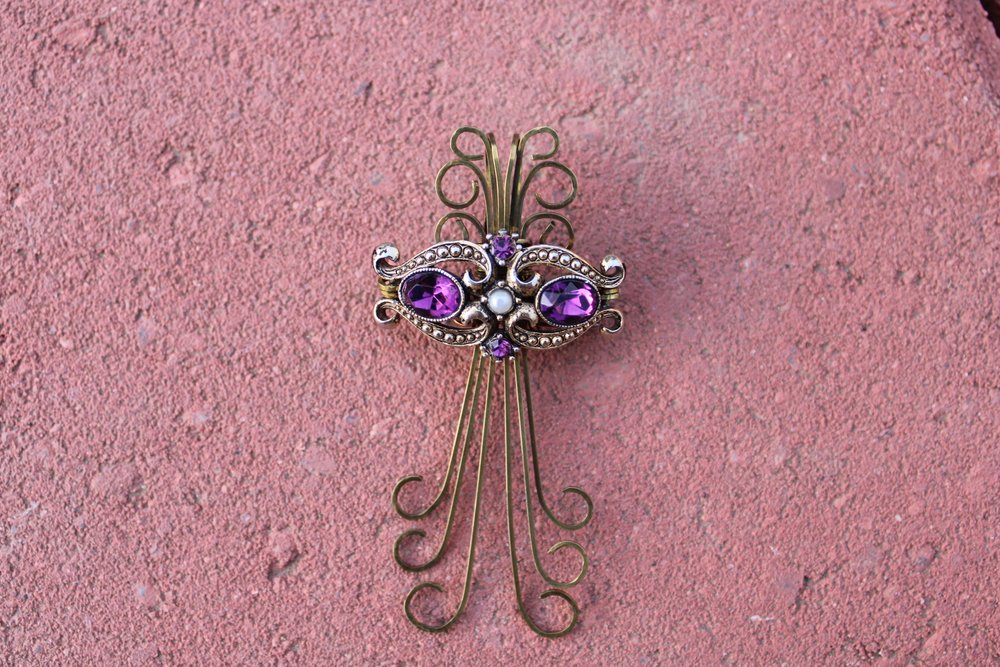 Cat Eyes Vintage Brooch Pin