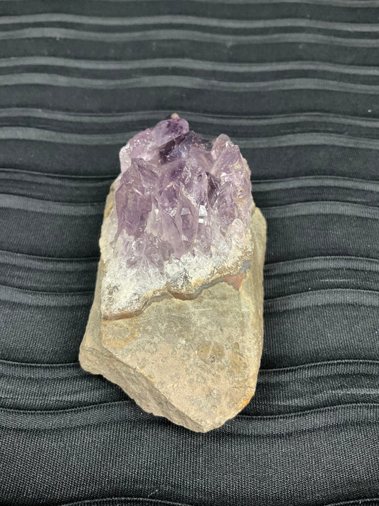 Amethyst cluster #03